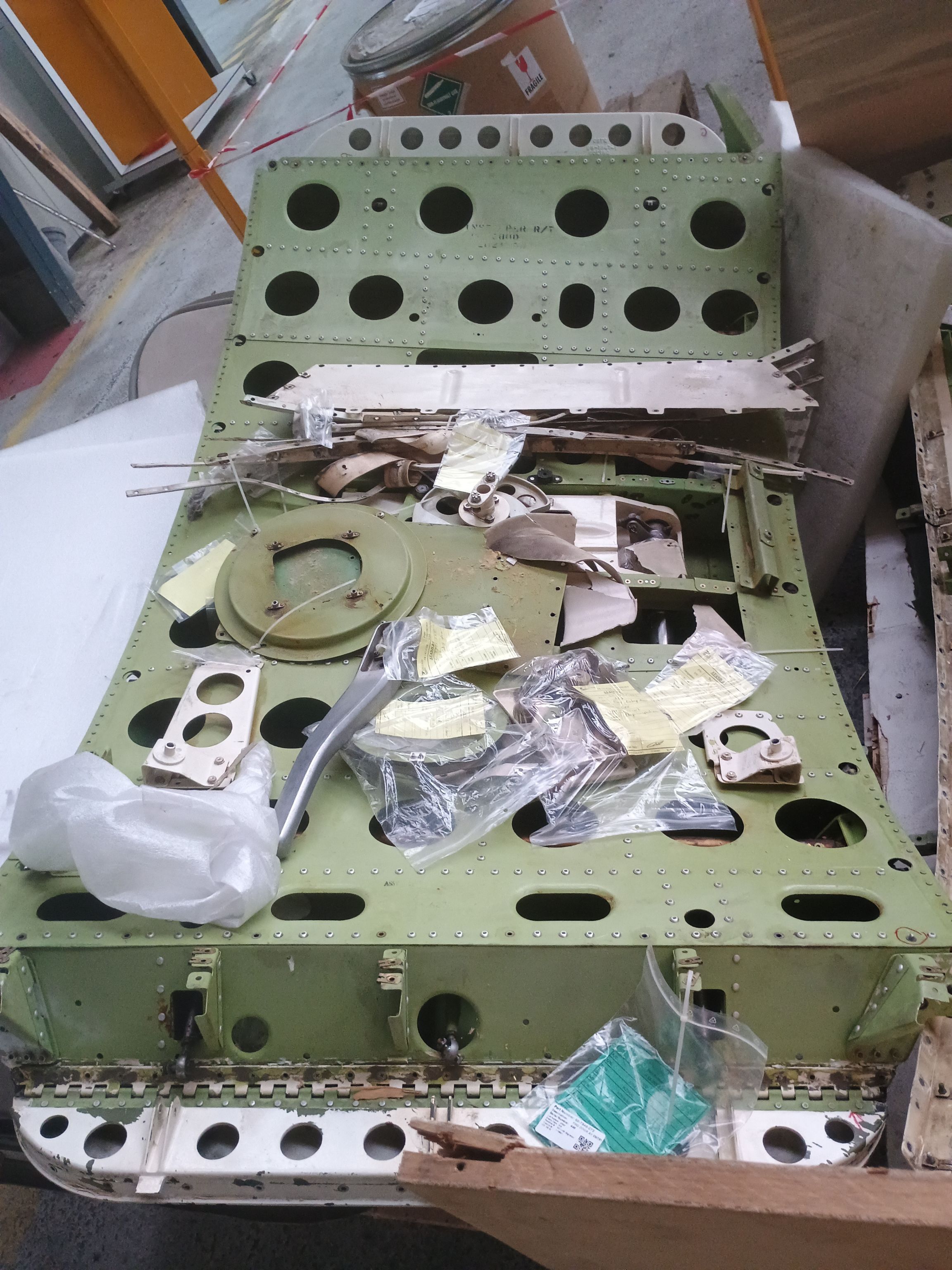 50-7945-272 - FWD DOOR AY ENTRY - AR